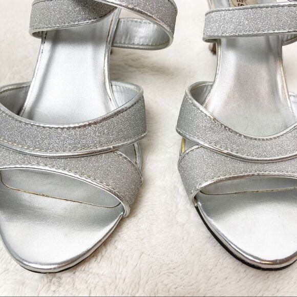 Dyeables Amber Silver Glitter Sandals Heels Sz 7.5B - Picture 2 of 9